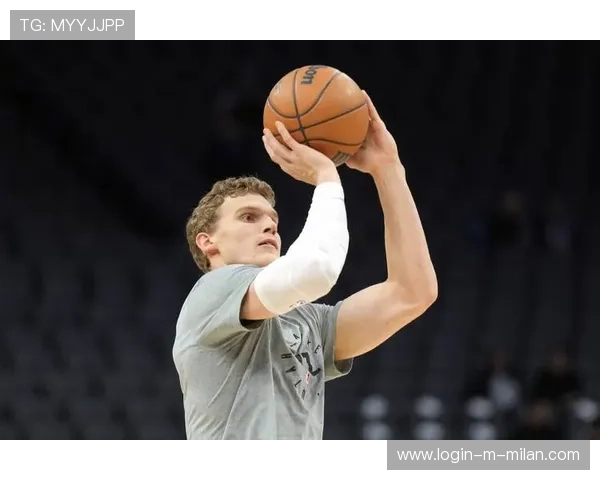 爵士队防守端漏洞明显，主帅强调回归基础执行，爵士队打法