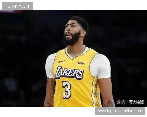 湖人掀“湖三疯”话题：浓眉、韦少、浓眉再出新篇章